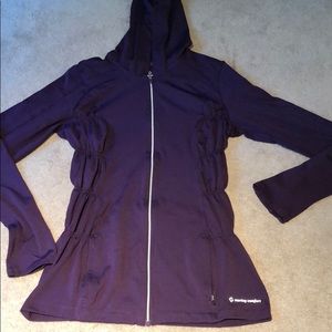 Moving Comfort Brooke’s L purple zip front jacket.